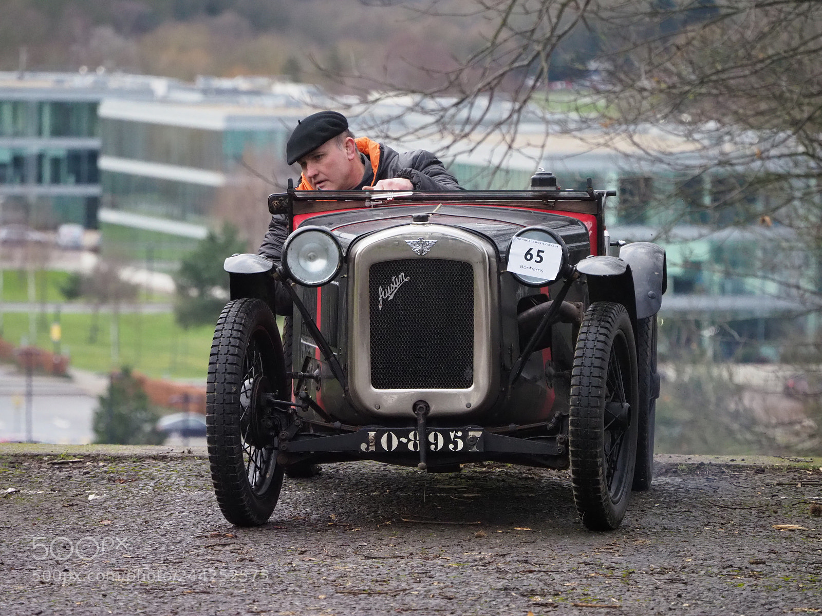 Olympus OM-D E-M1 Mark II sample photo. Hill climb photography
