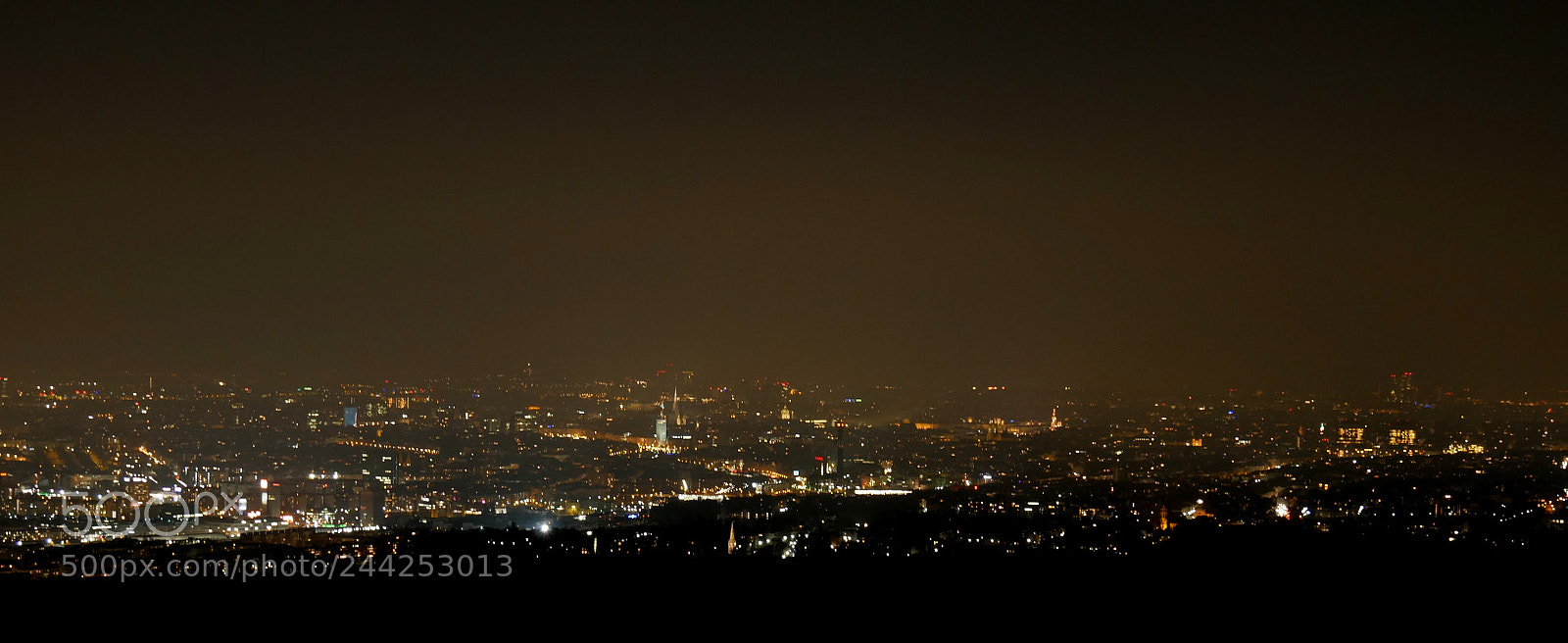 Panasonic DMC-G81 sample photo. Lights of vienna photography