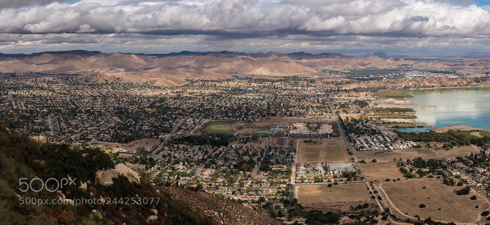 Sony a7R II sample photo. Panorama of lake elsinore photography