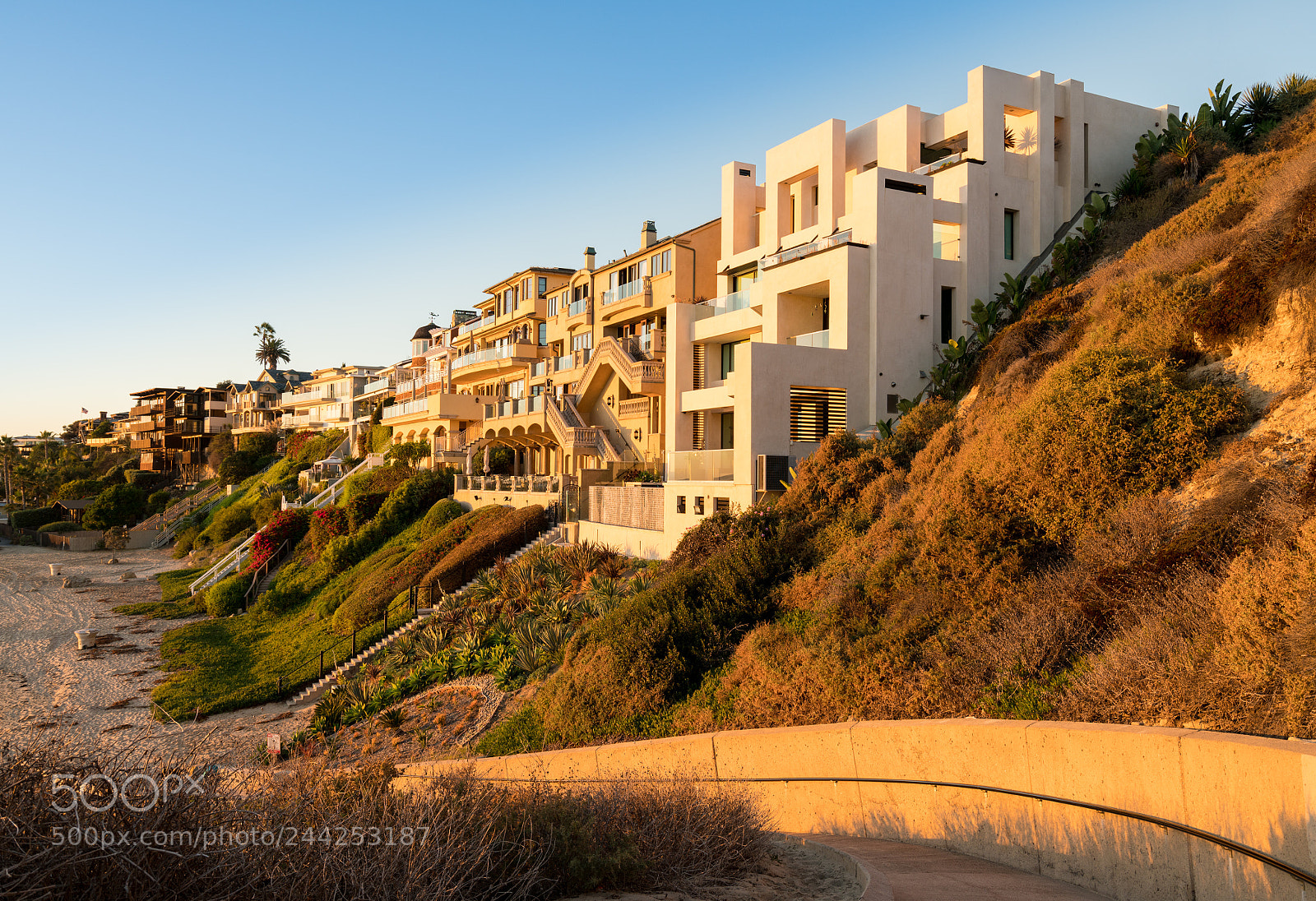 Sony a7R II sample photo. Luxury oceanside homes at photography