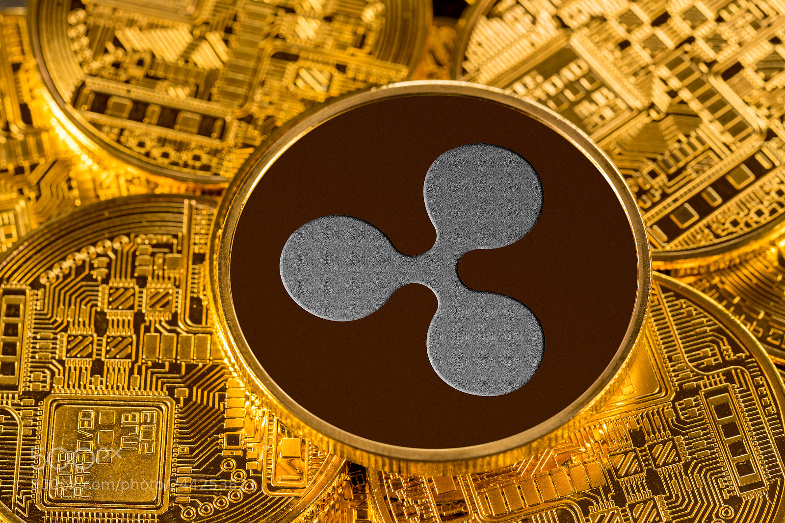 Sony a7R II sample photo. Illustration of ripple coin photography