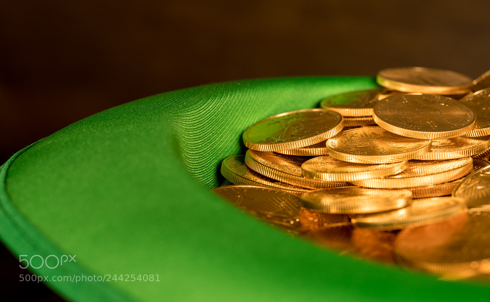 Sony a7R II sample photo. Pile of pure gold photography