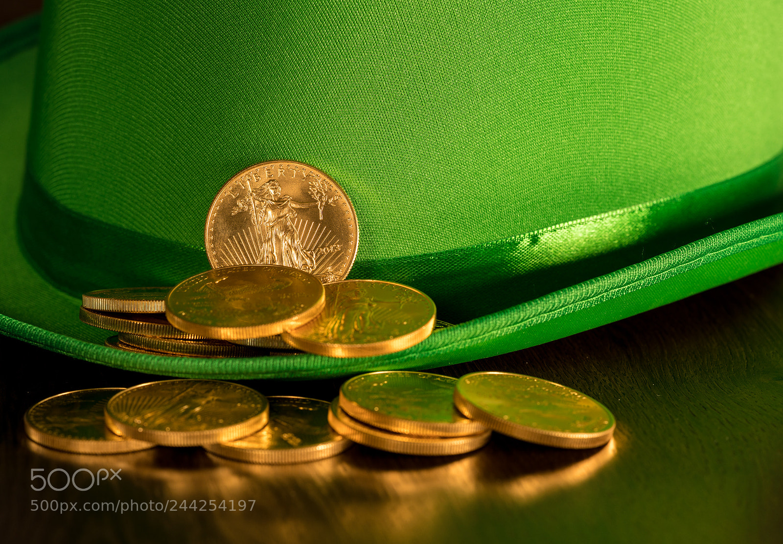 Sony a7R II sample photo. Pile of pure gold photography