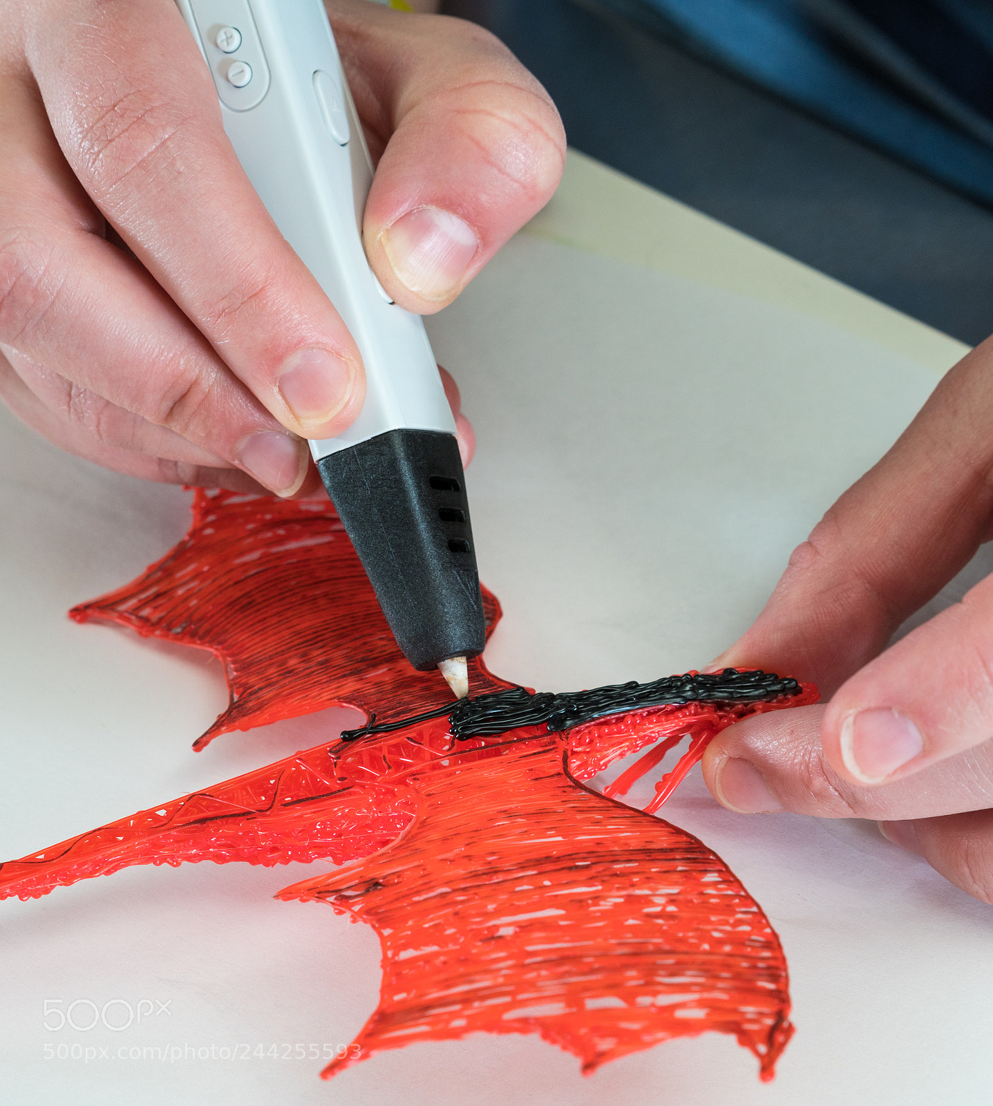 Sony a7R II sample photo. 3-d printing pen creating photography