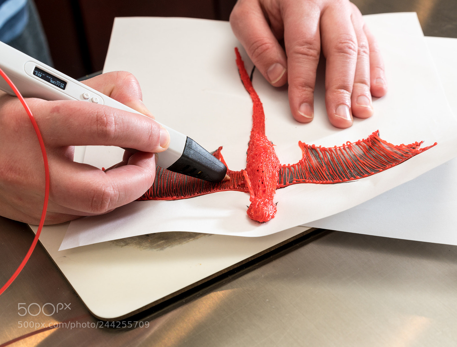 Sony a7R II sample photo. 3-d printing pen creating photography
