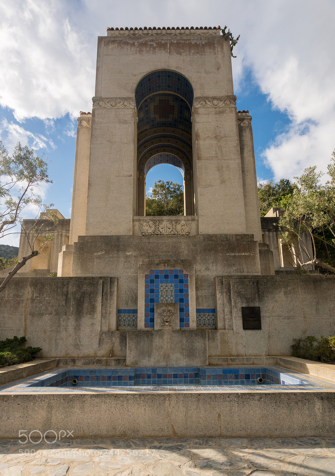 Sony a7R II sample photo. Wrigley memorial and botanic photography