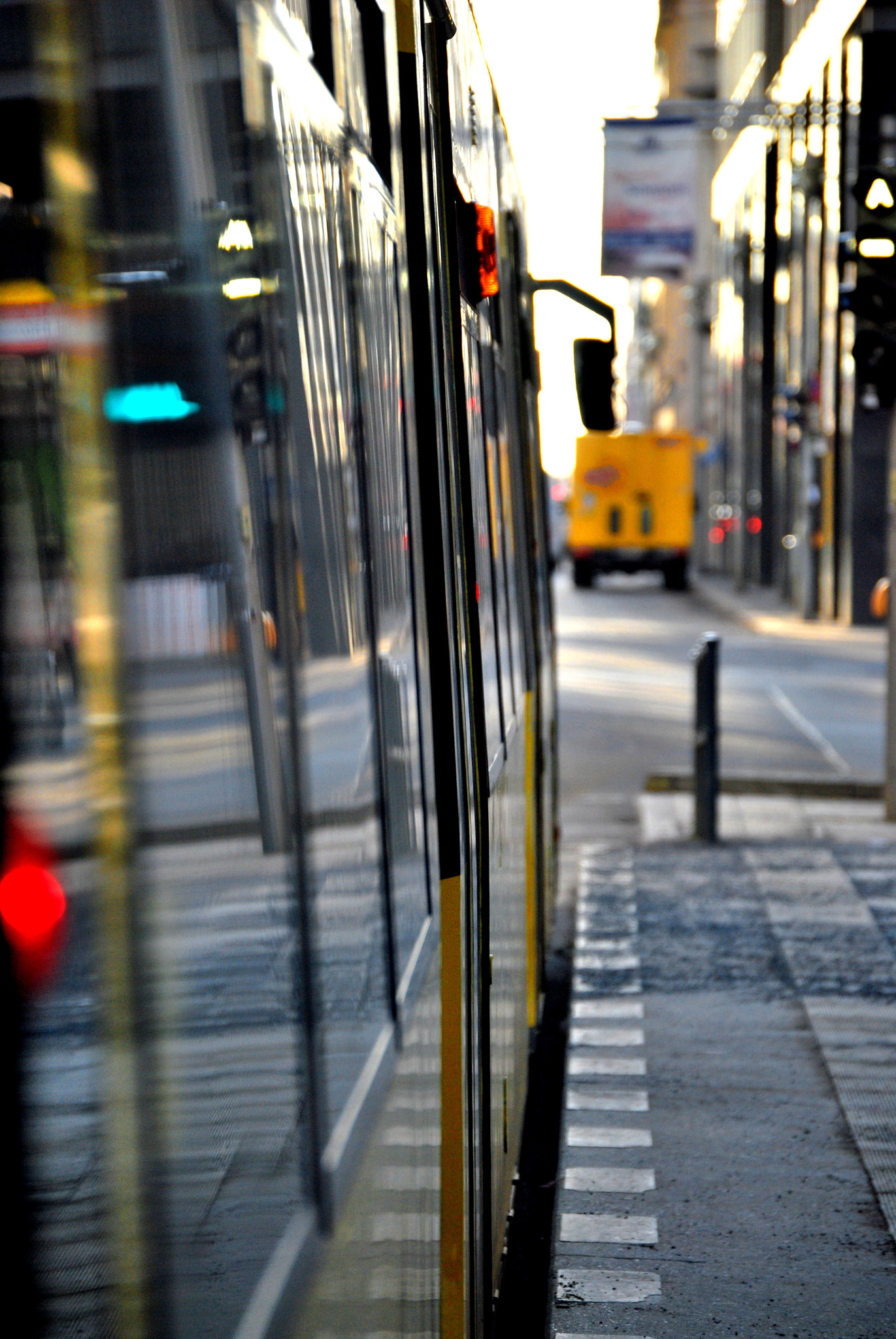 Nikon D60 sample photo. On the road photography