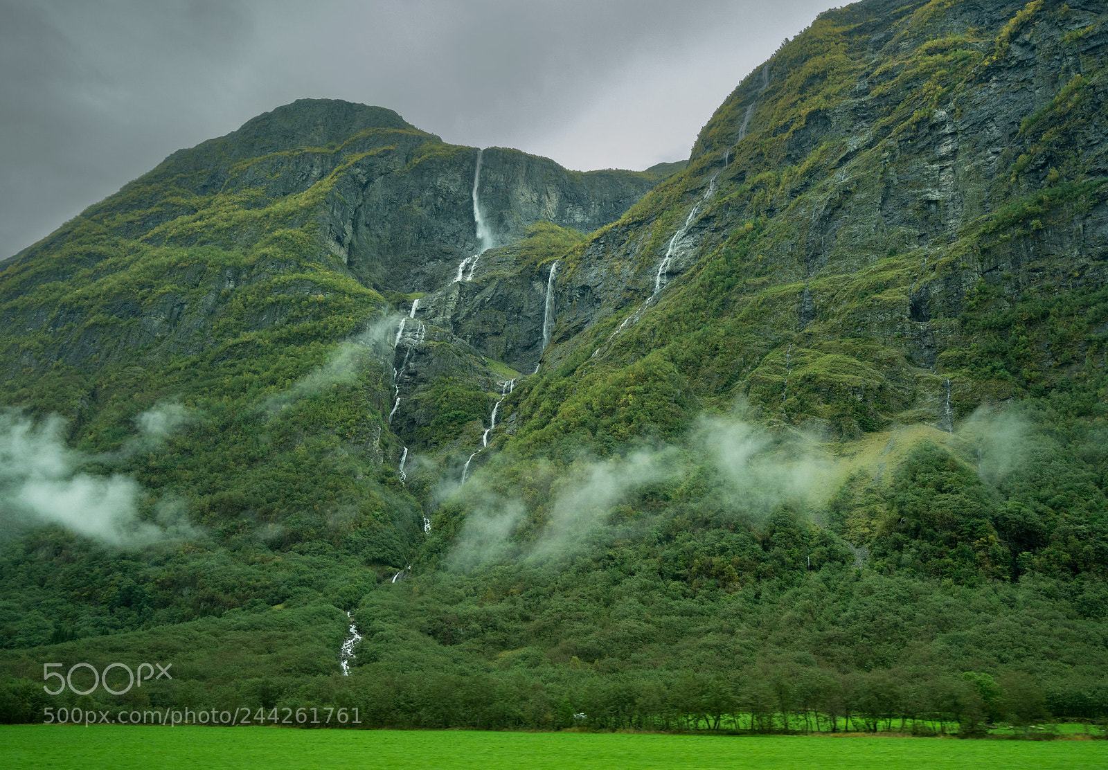 Sony a7R II sample photo. Scenery from flam line photography