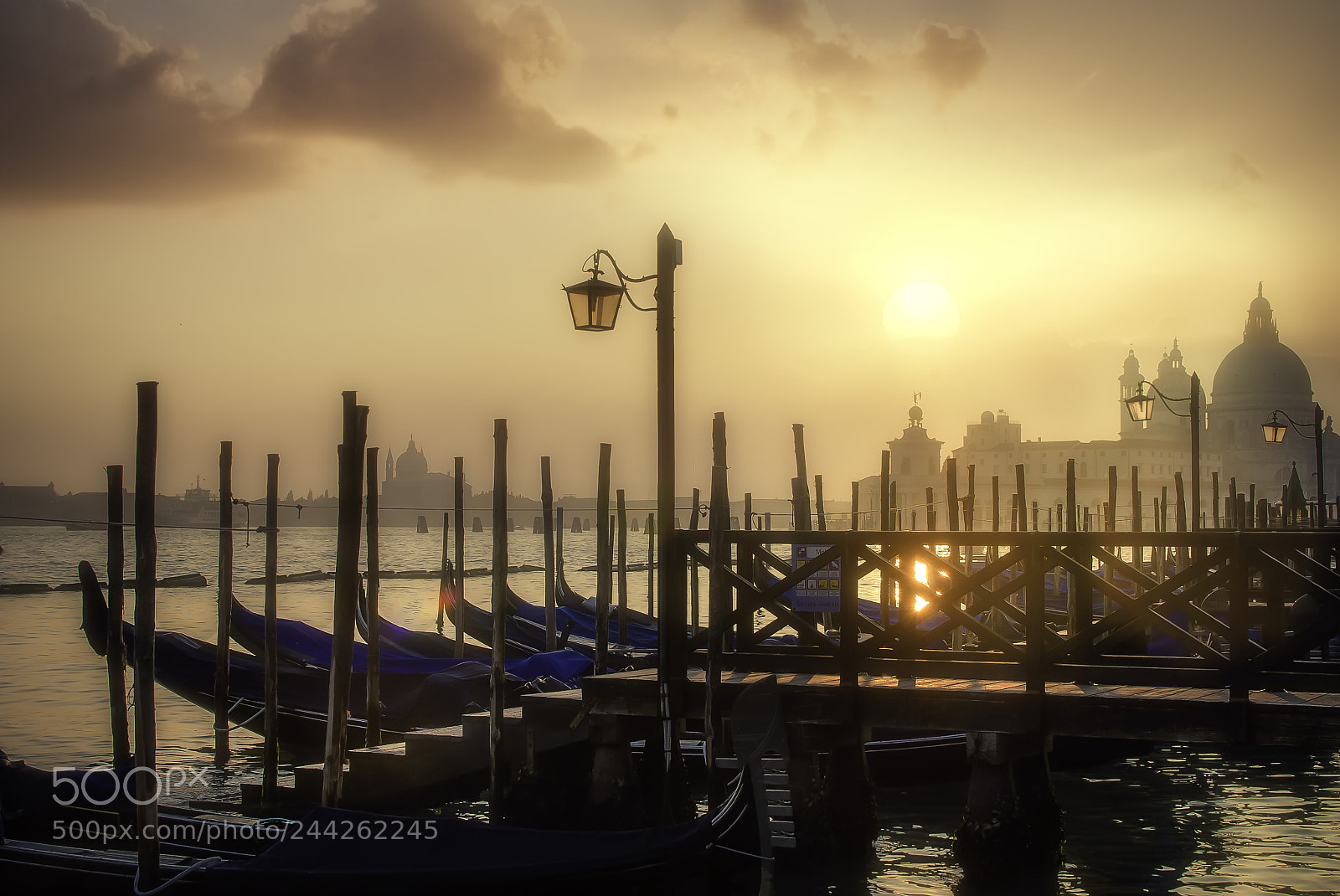 Nikon D60 sample photo. Venetian paths 71 into photography