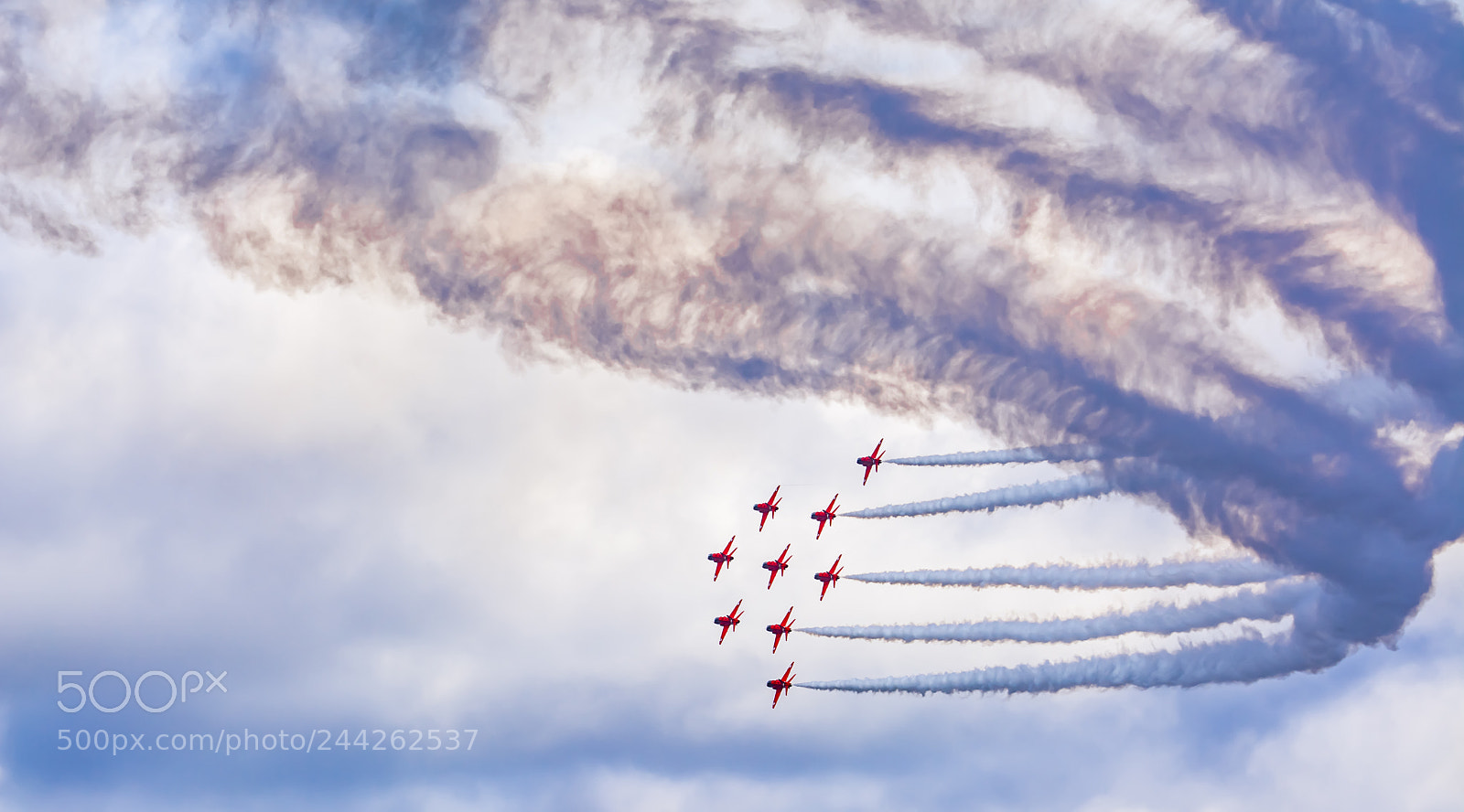 Nikon D7100 sample photo. Red arrows photography