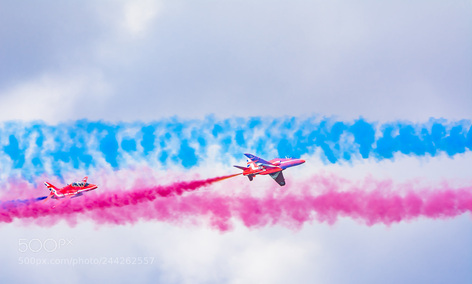 Nikon D7100 sample photo. Red arrows photography