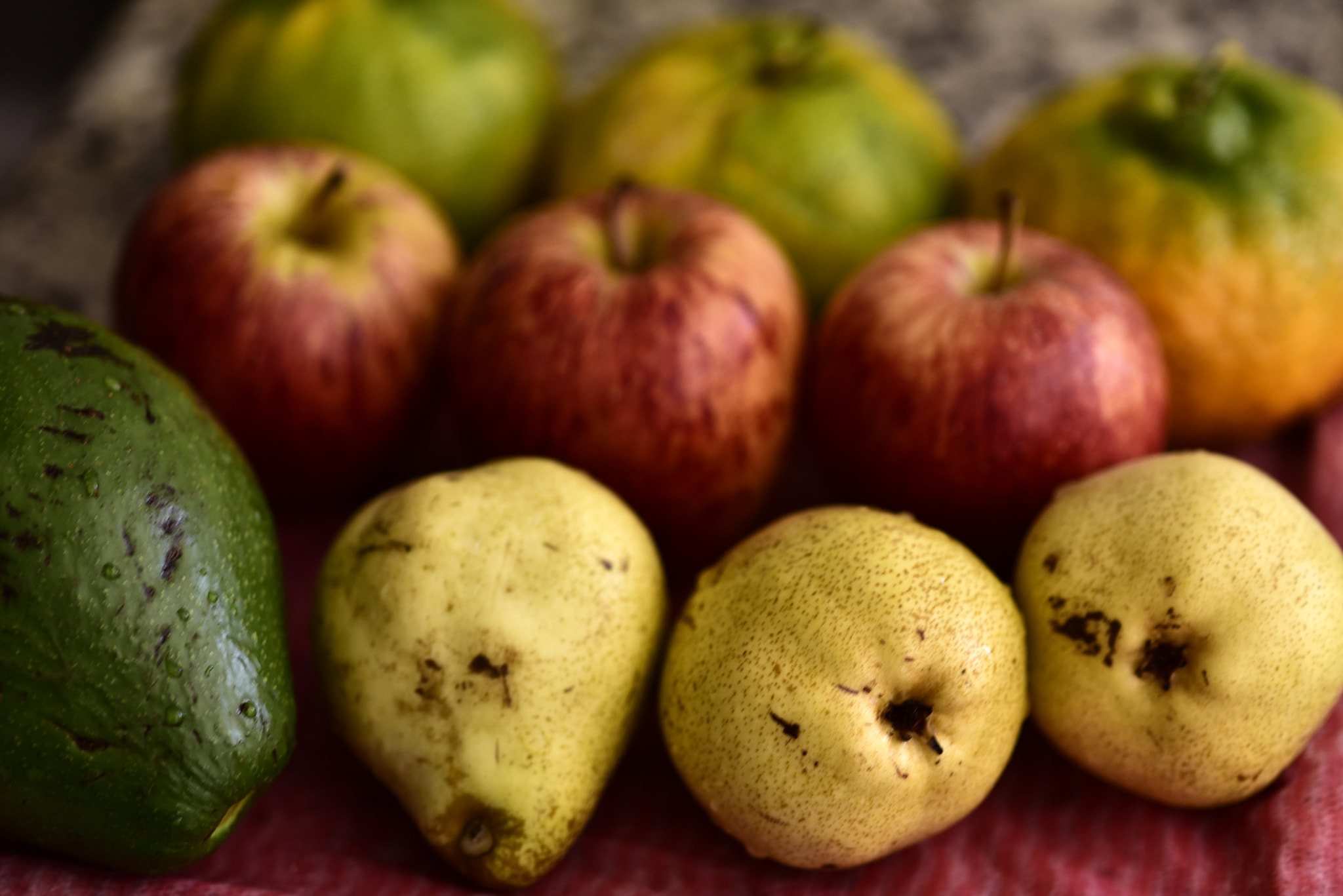 Nikon D750 + Sigma 105mm F2.8 EX DG Macro sample photo. Frutas da feira livre de belo horizonte photography