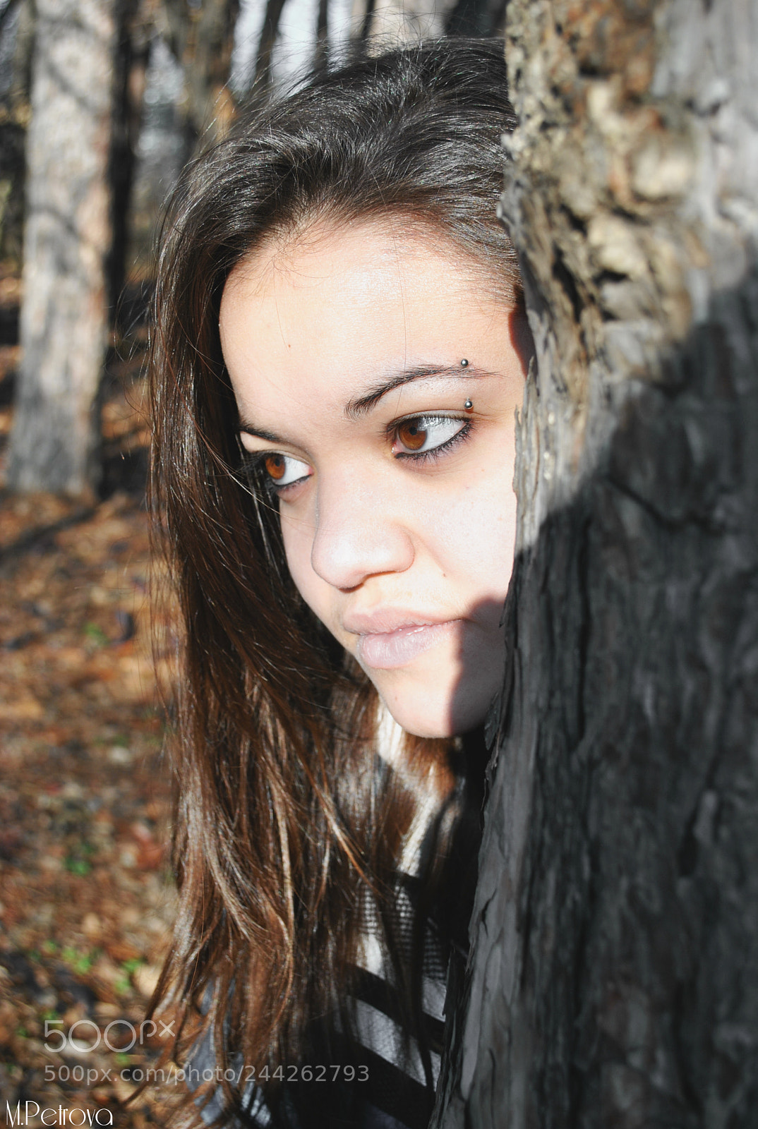 Nikon D3000 sample photo. Hide and seek photography