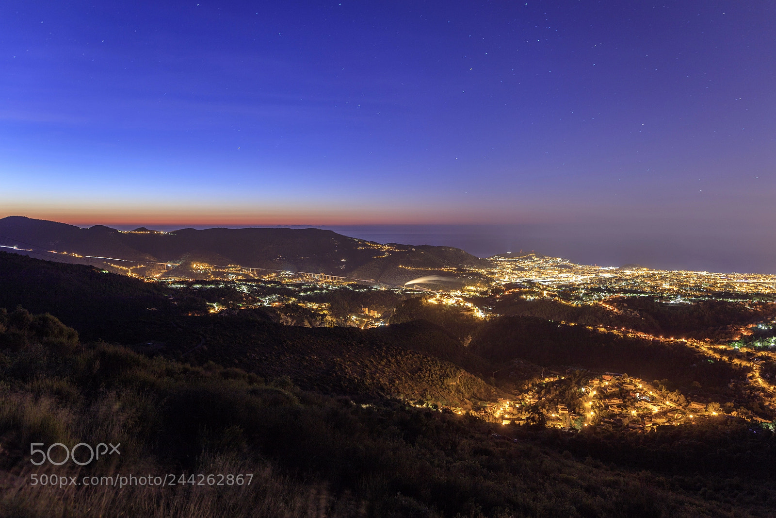 Canon EOS 5DS sample photo. Nice by night photography