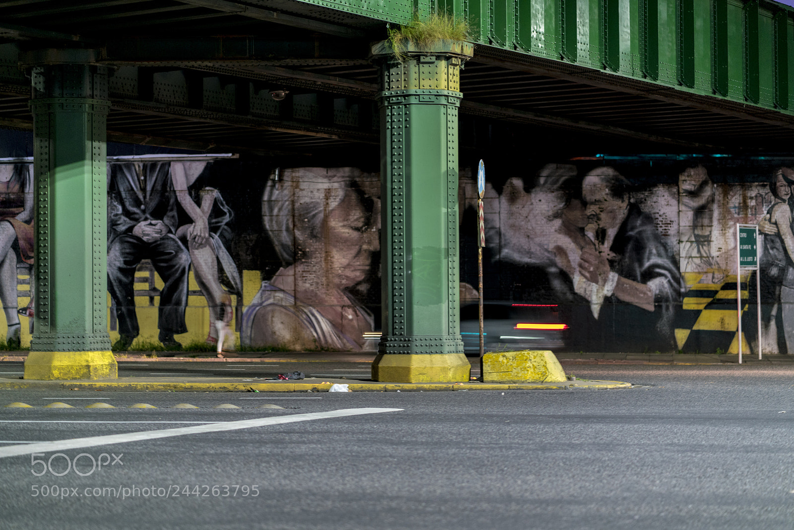 Sony a7R II sample photo. Milonga  bajo el puente photography