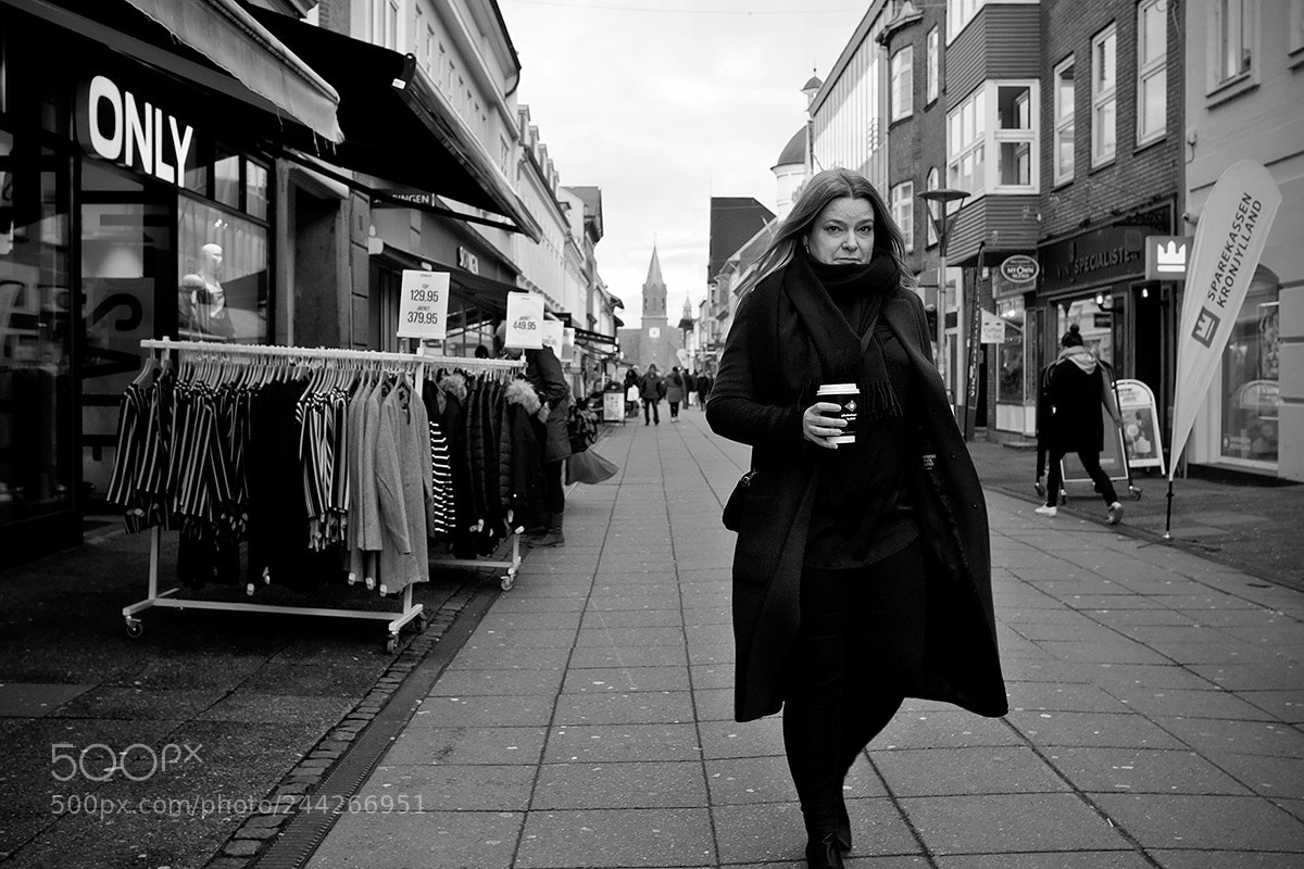 Fujifilm X-Pro2 sample photo. Coffee on a cold photography