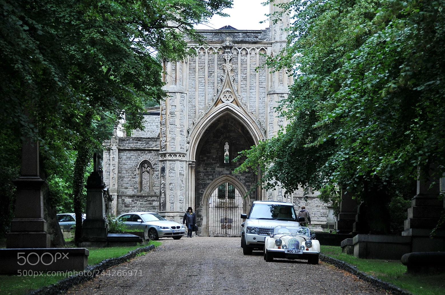 Nikon D300S sample photo. Nunhead cemetery, london photography