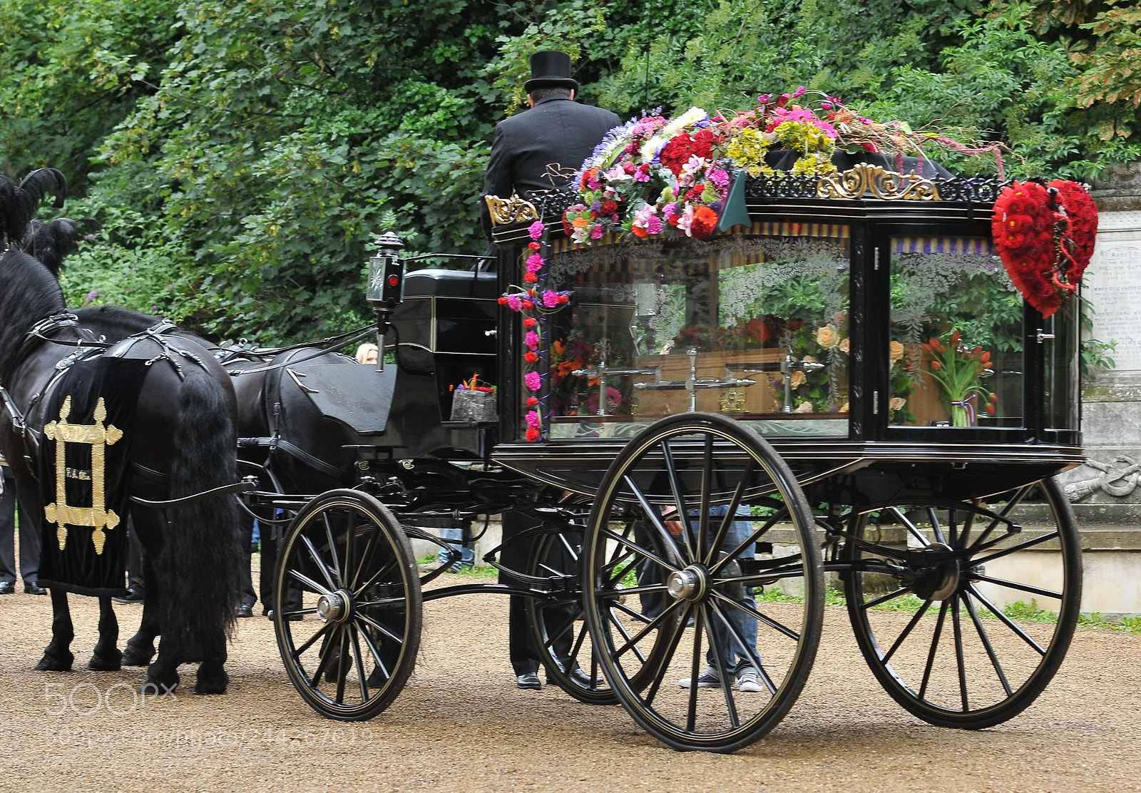 Nikon D300S sample photo. Nunhead cemetery, london photography
