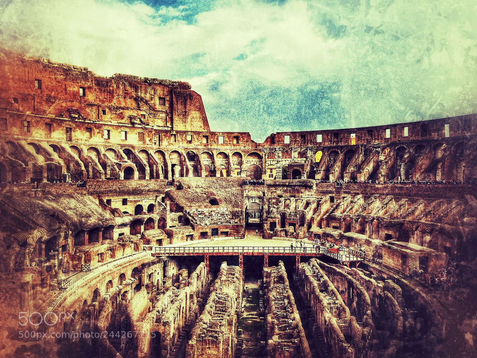 Apple iPhone 5 sample photo. Amphitheater rome photography