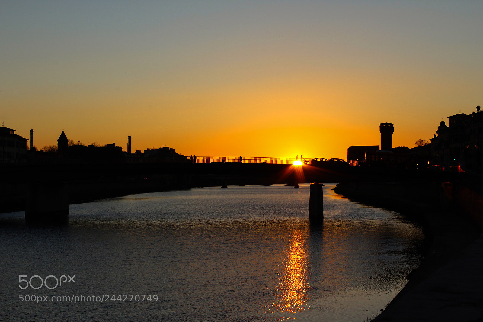 Canon EOS 1200D (EOS Rebel T5 / EOS Kiss X70 / EOS Hi) sample photo. Tramonto sull'arno.. photography