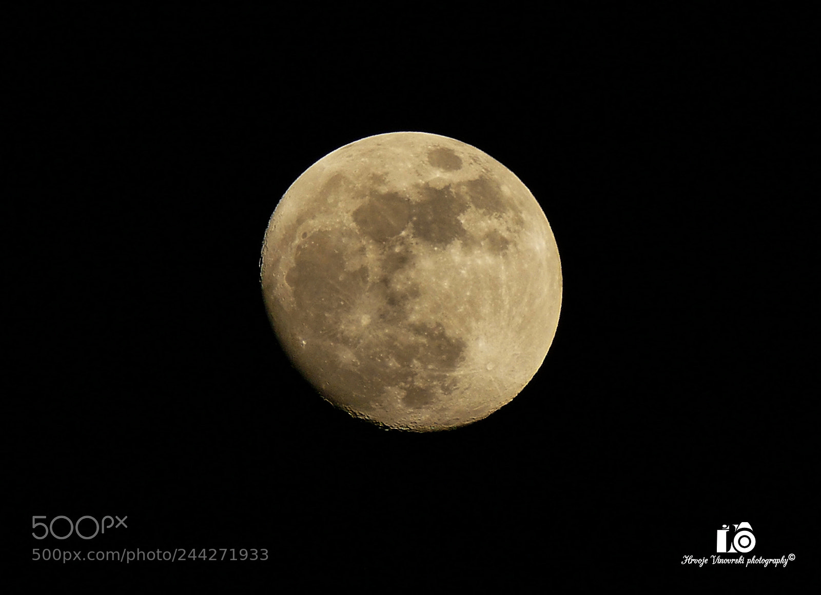 Panasonic Lumix DMC-FZ1000 sample photo. Moon over me photography