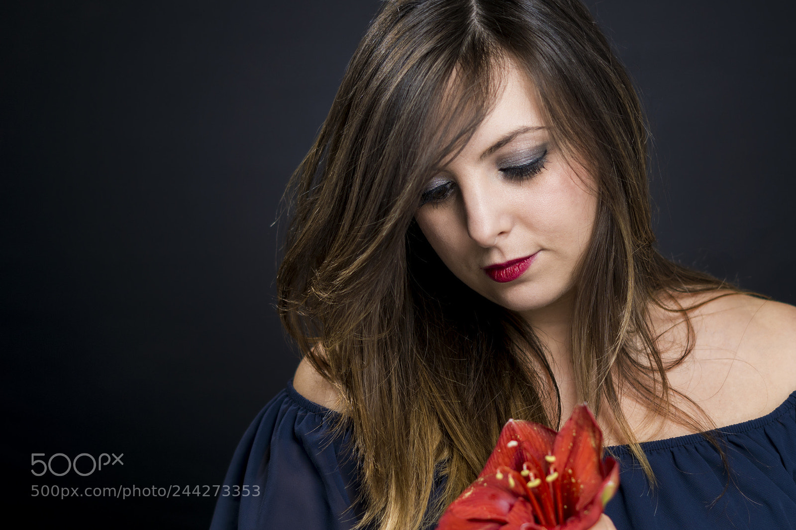 Sony ILCA-77M2 sample photo. Fabiana ti porge il photography