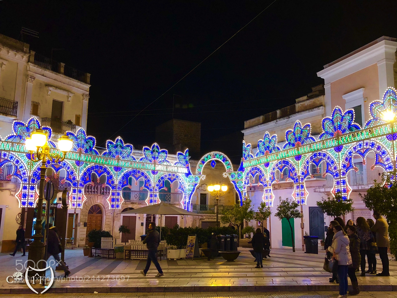 Apple iPhone X sample photo. Luminarie di san ciro photography