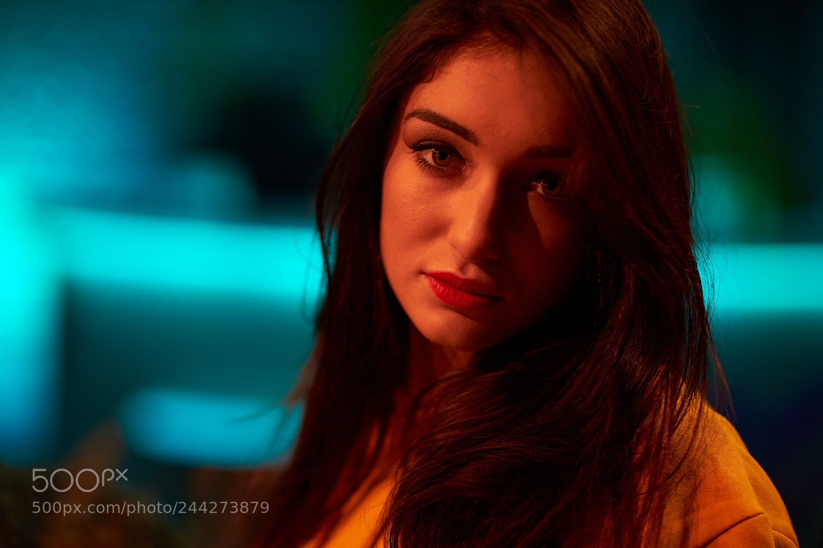Canon EOS-1D X sample photo. Lucile by night photography