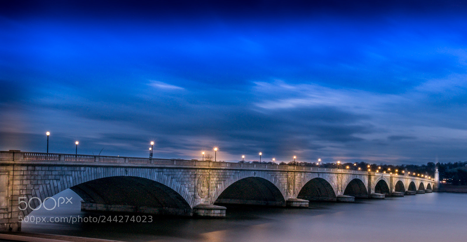 Panasonic Lumix DMC-GX85 (Lumix DMC-GX80 / Lumix DMC-GX7 Mark II) sample photo. Arlington memorial bridge photography