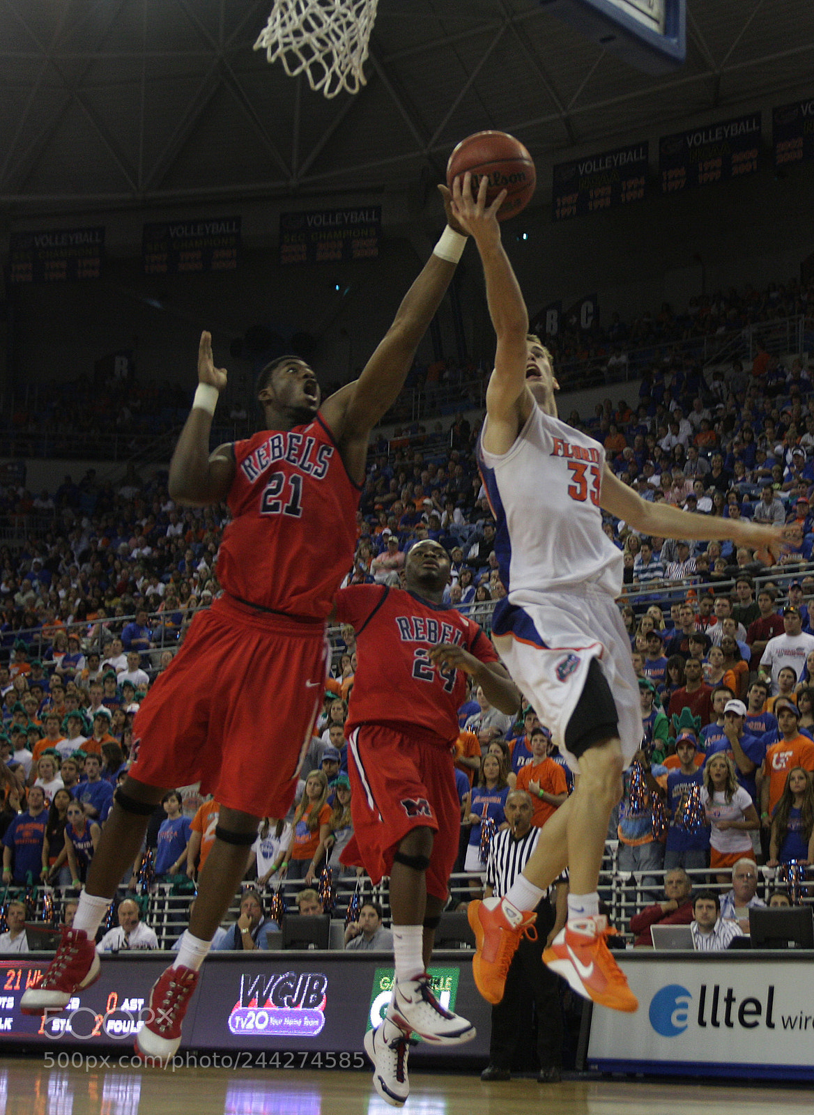 Canon EOS 40D sample photo. Uf vs. ole miss photography