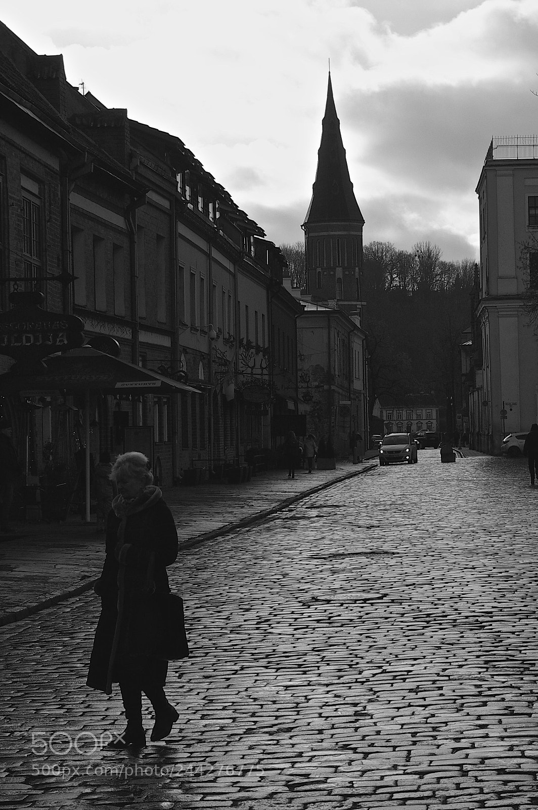 Pentax K100D sample photo. Sunday walk photography