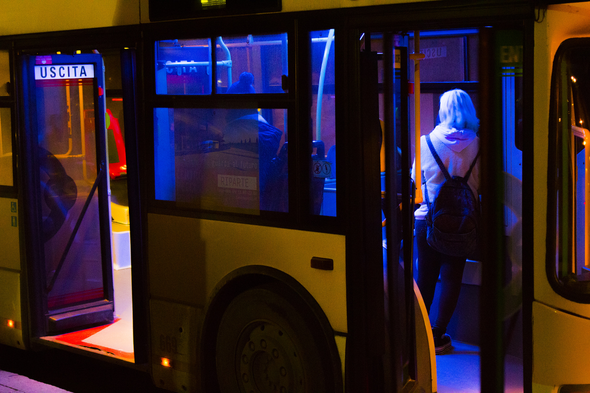 v2?sig=df44638a7bb667caf77ff958d83f67deadbec4d4bba3954f4588e14026d28a7c