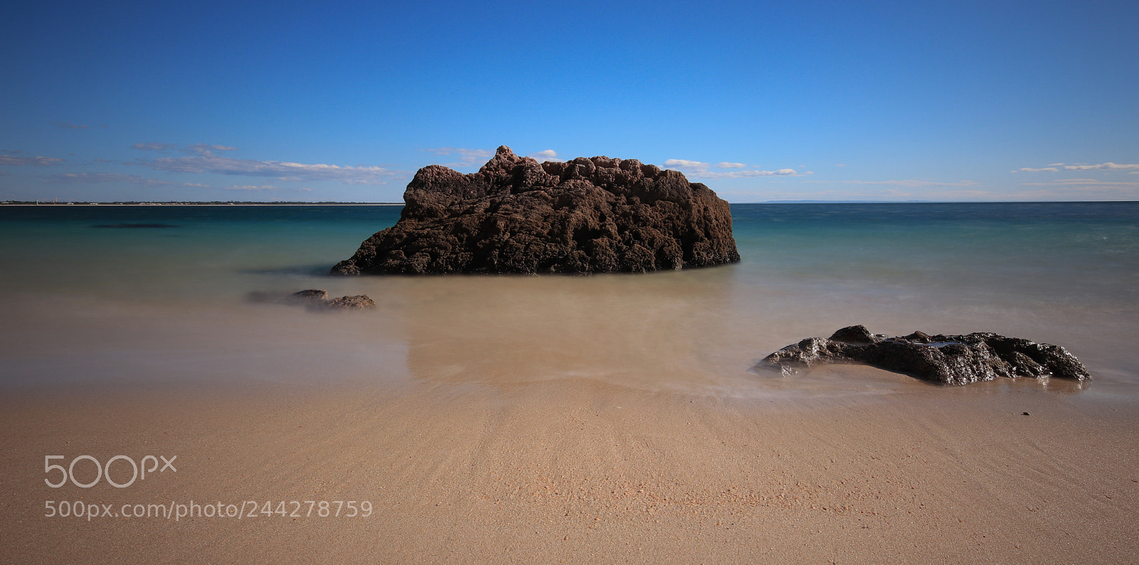 Canon EOS 77D (EOS 9000D / EOS 770D) sample photo. Beach with turquoise sea photography