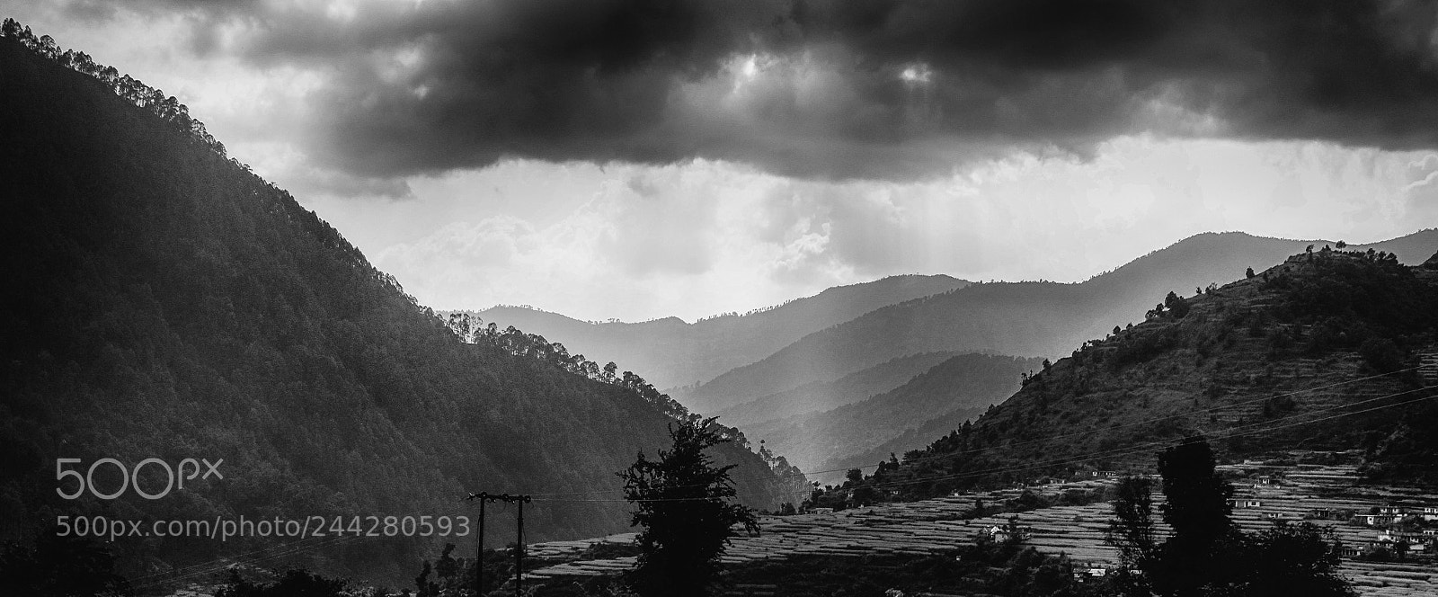 Fujifilm X-M1 sample photo. Garwhal orage sur le photography