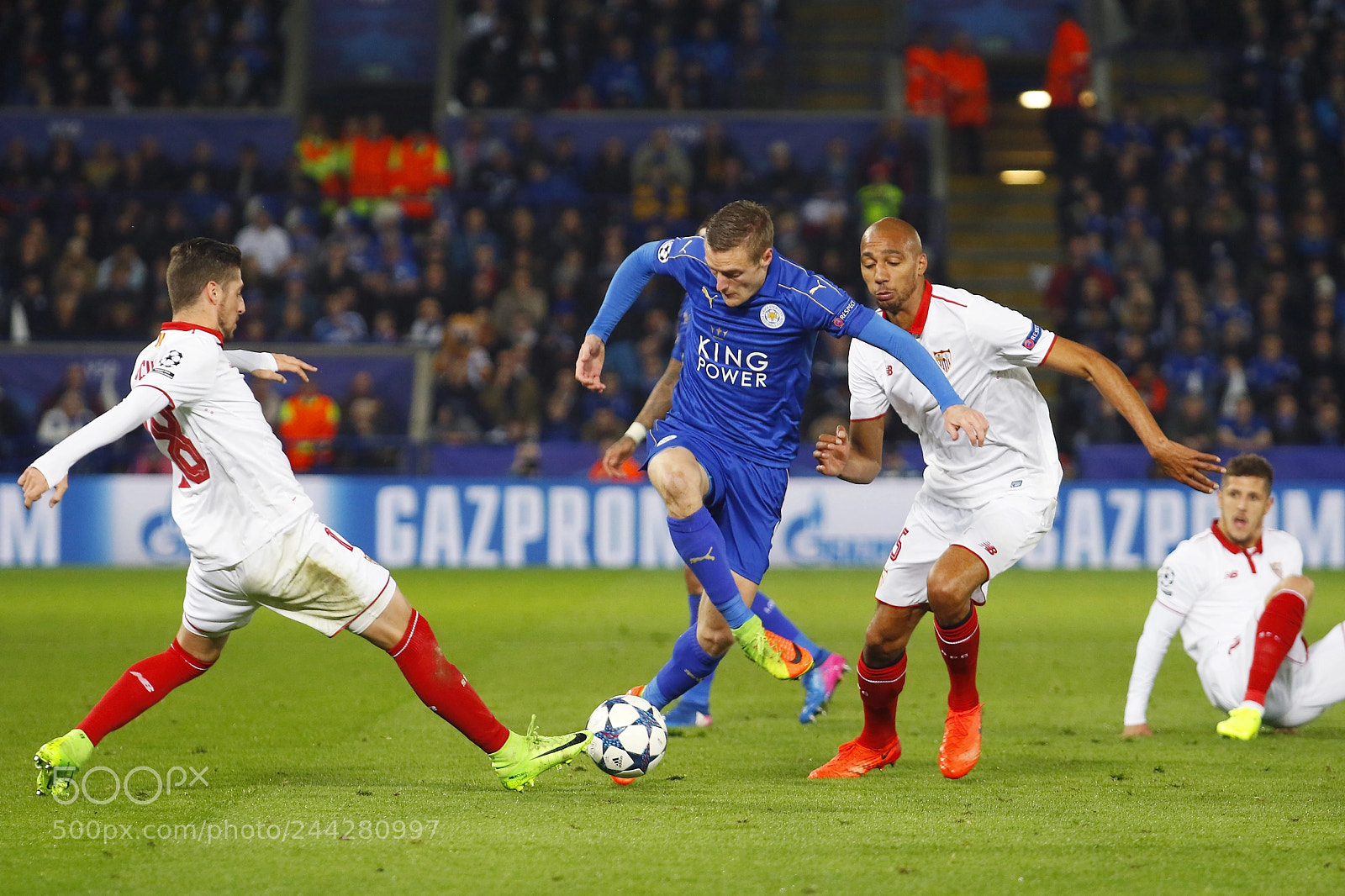 Canon EOS 7D Mark II sample photo. Ucl leicester city fc photography