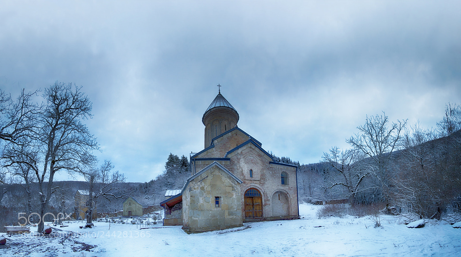 Nikon D3200 sample photo. Kintsvisi monastery photography