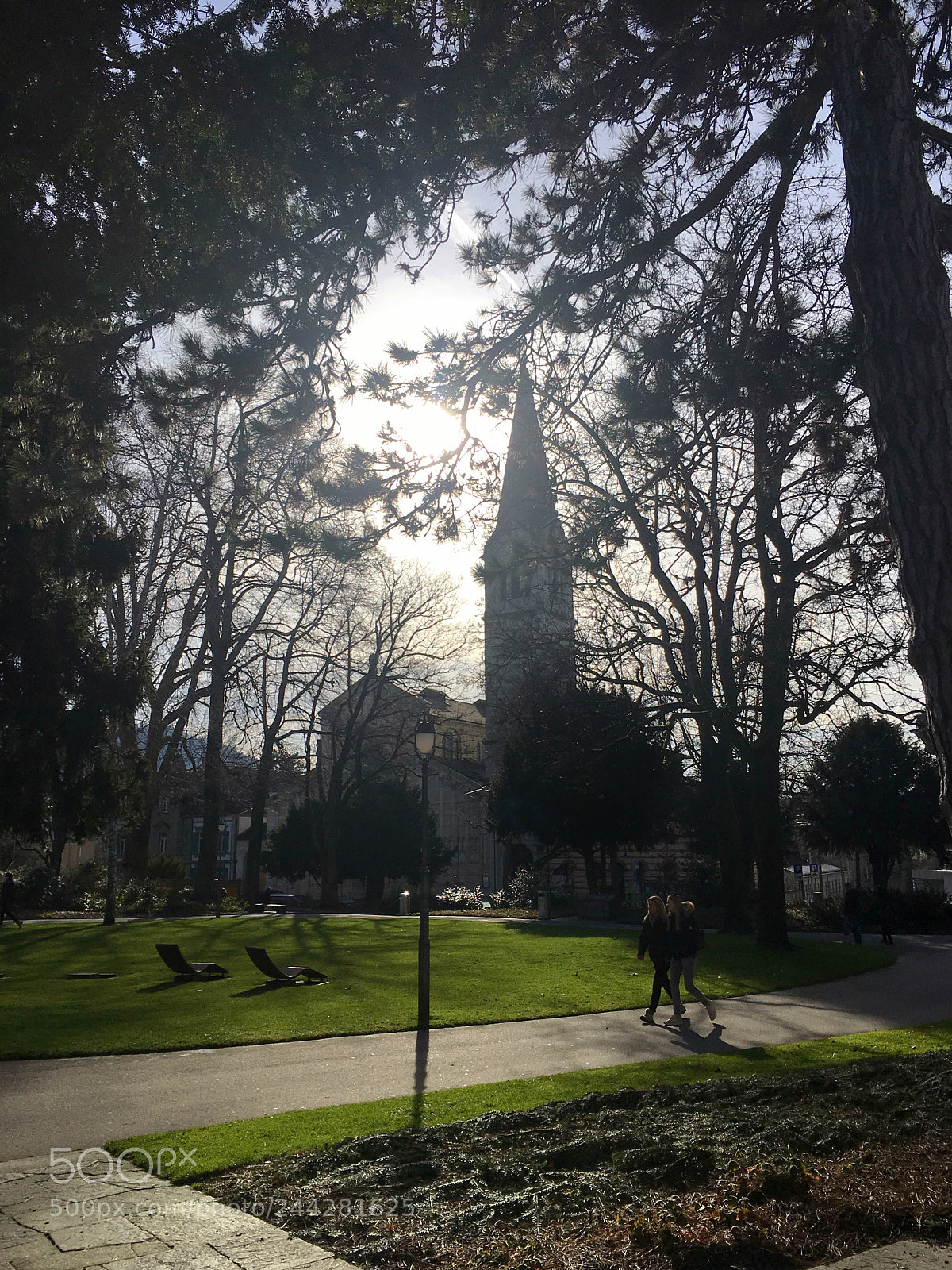 Apple iPhone 6s sample photo. Passeggiando... photography