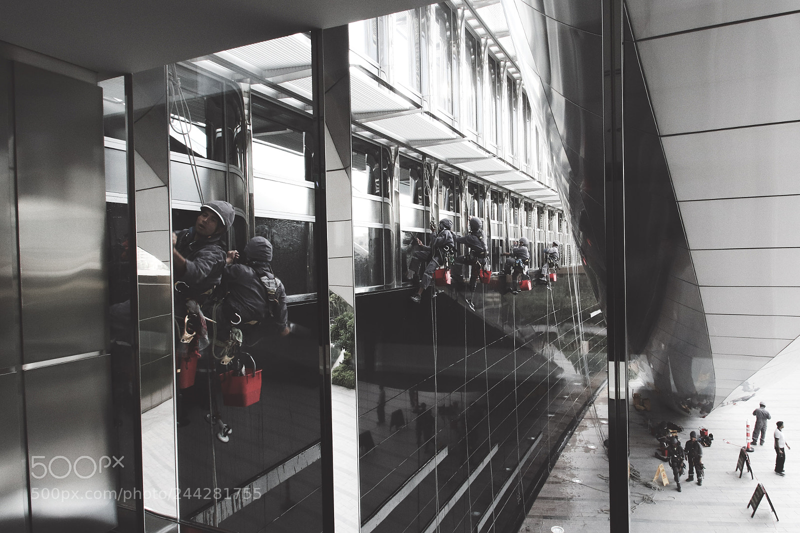Canon EOS 77D (EOS 9000D / EOS 770D) sample photo. At the bottom, burj photography