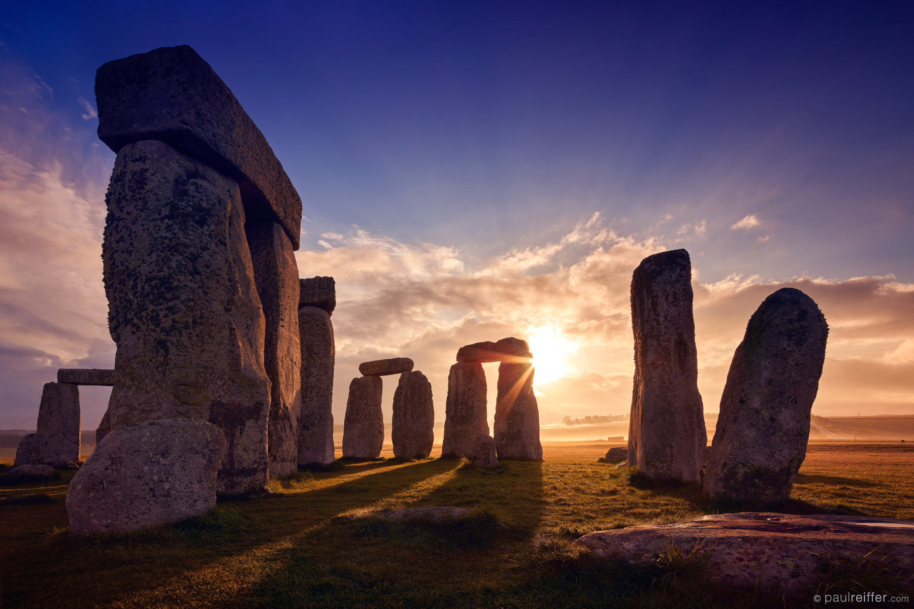 Phase One IQ3 100MP sample photo. Stonehenge sunrise photography