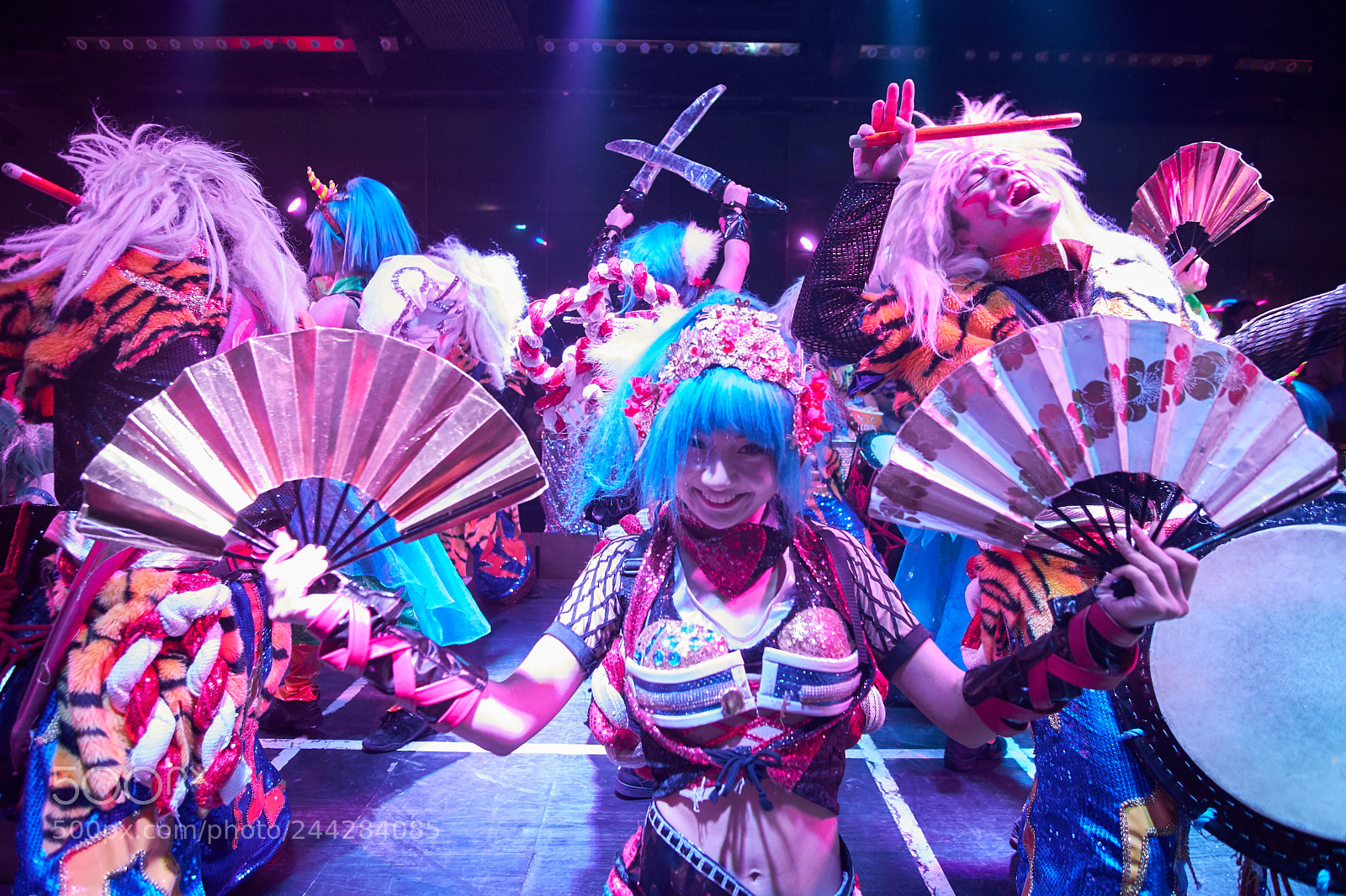 Fujifilm X-T20 sample photo. Robot restaurant photography