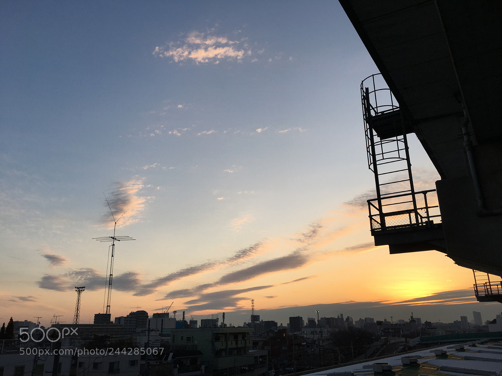 Apple iPhone 6s Plus sample photo. Winter2018 sky photography