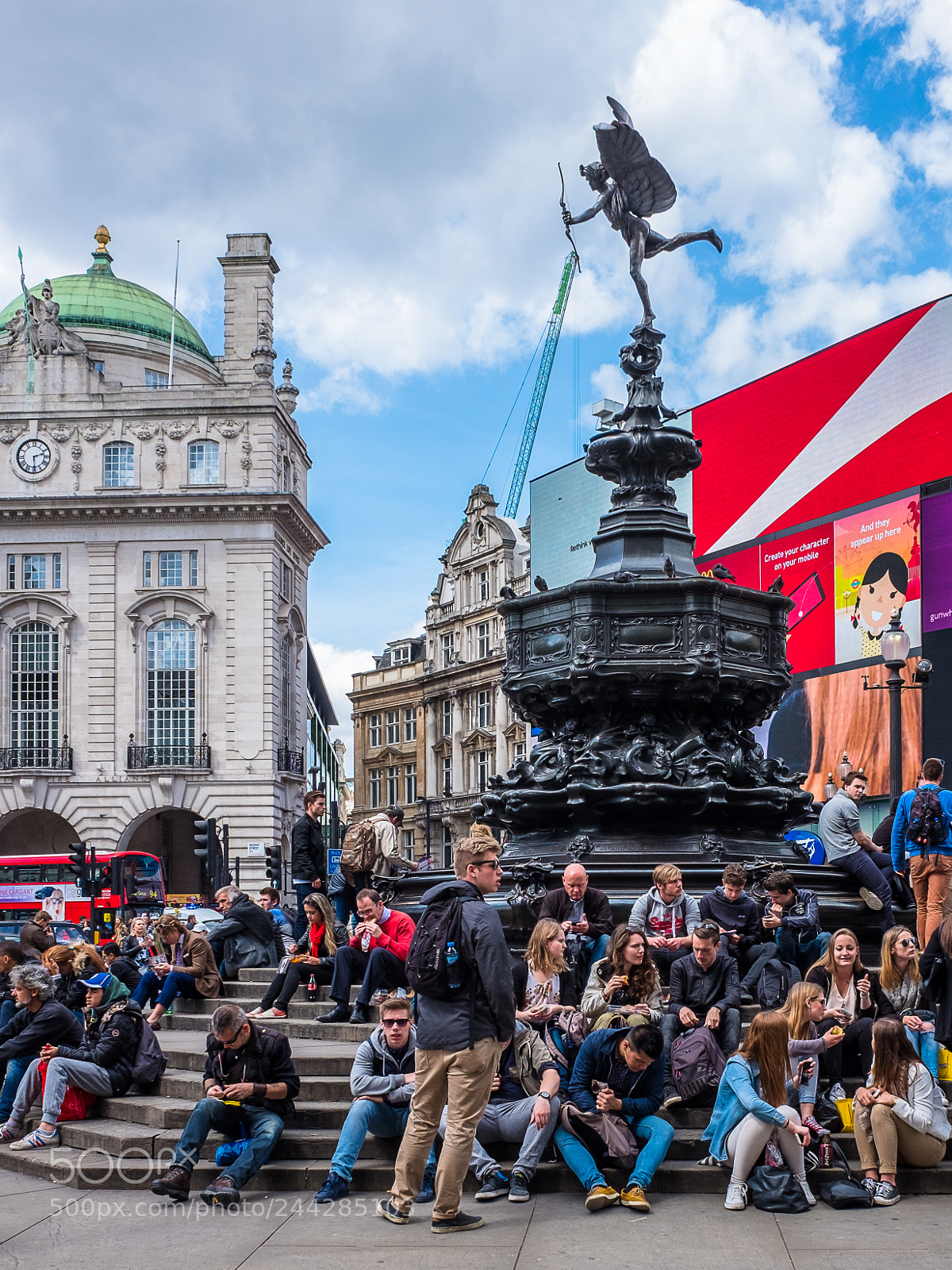 Fujifilm X70 sample photo. Eros piccadilly circus fujifilm photography