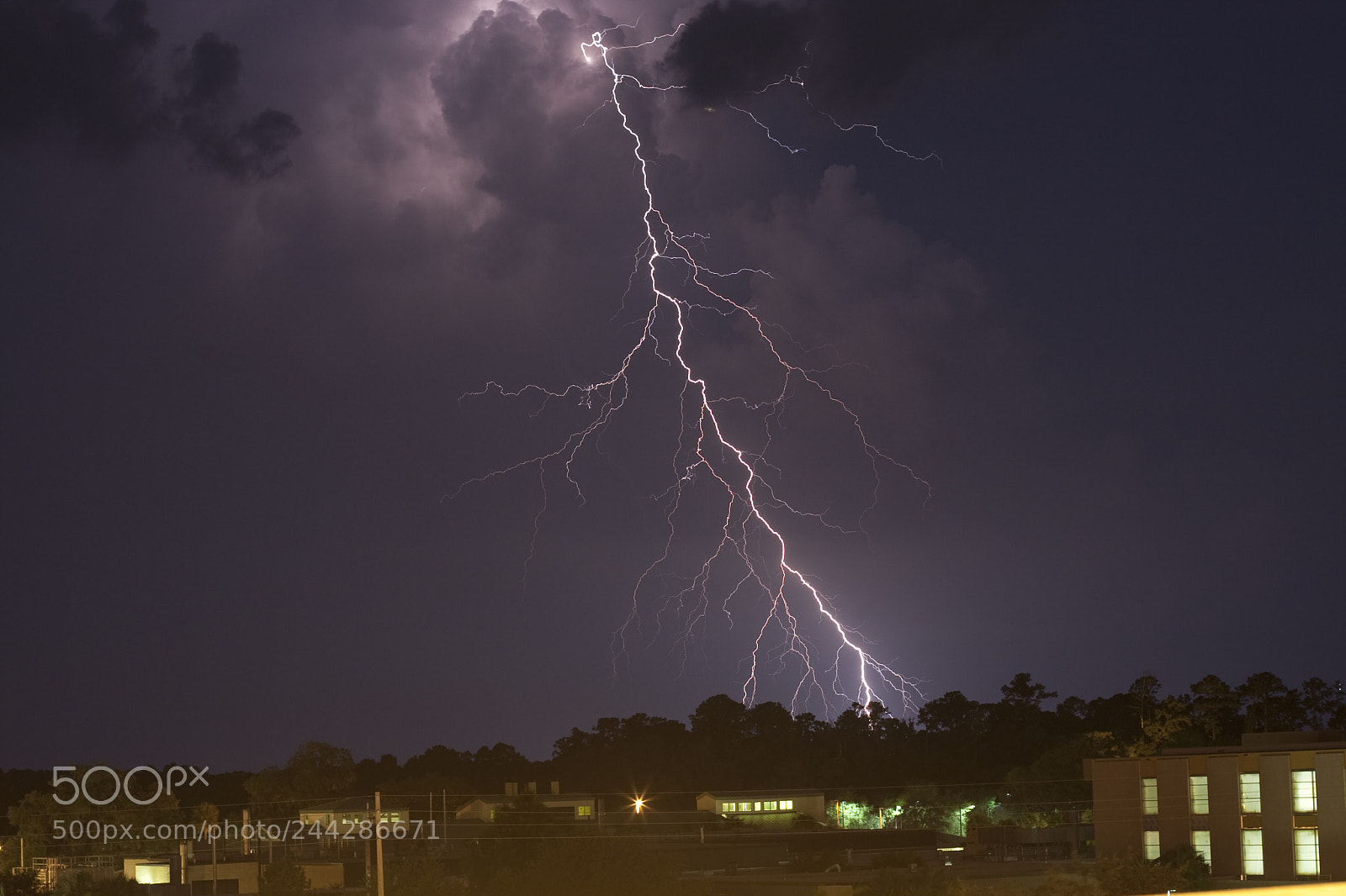 Canon EOS 40D sample photo. Lightning gnv 4 photography