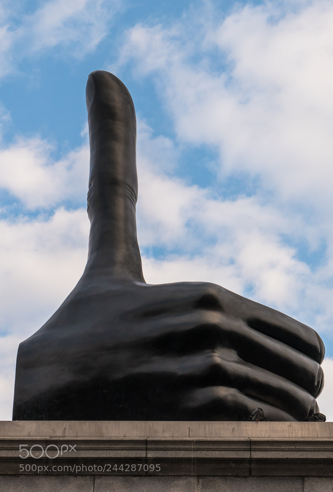 Panasonic Lumix DMC-LX10 (Lumix DMC-LX15) sample photo. Thumbs up th plinth photography