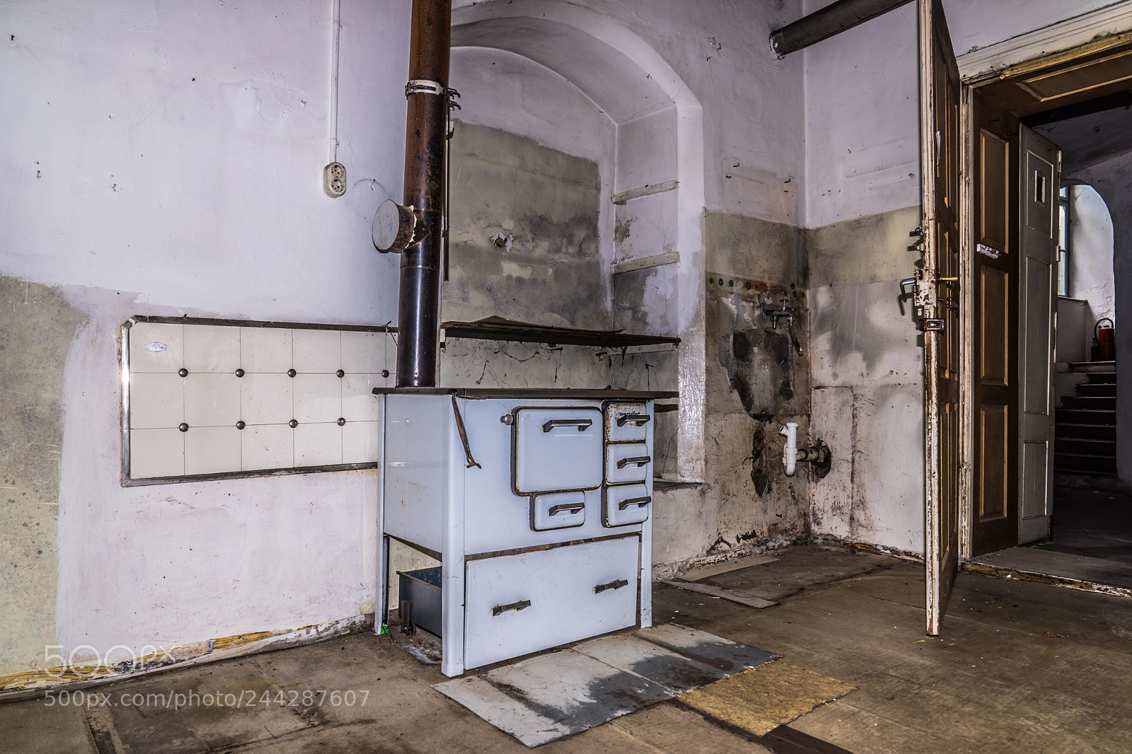 Sony a7 II sample photo. The kitchen photography