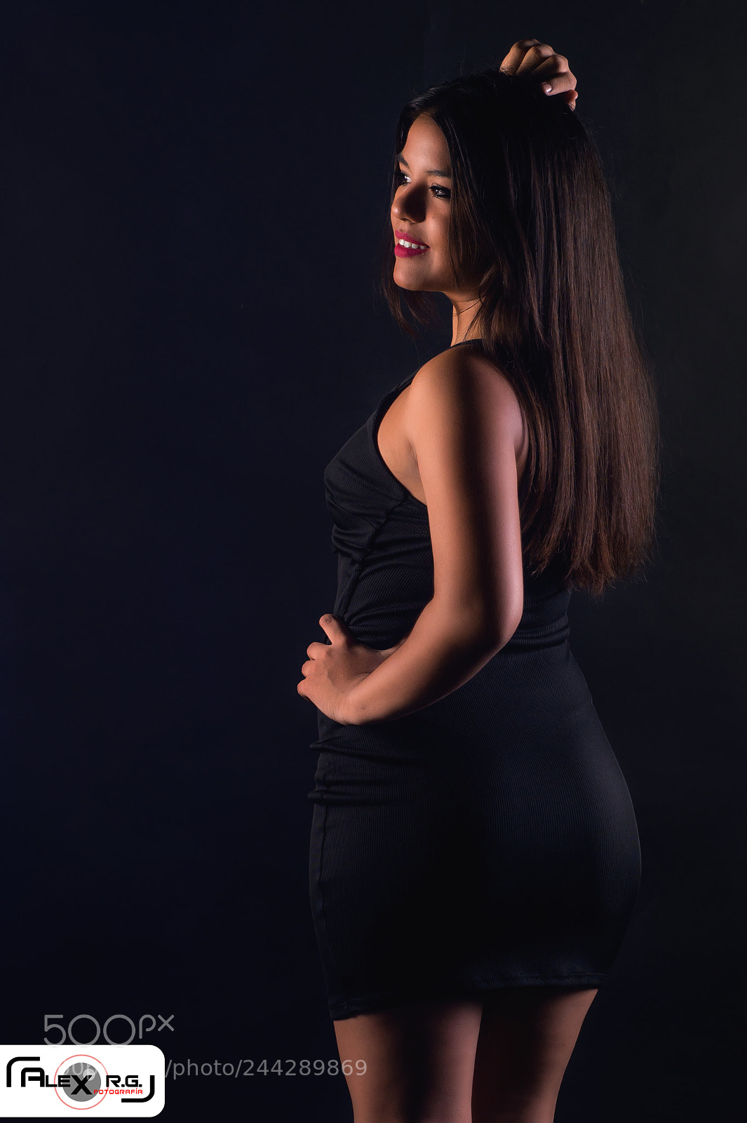 Sony SLT-A58 sample photo. Dahiana en estudio photography