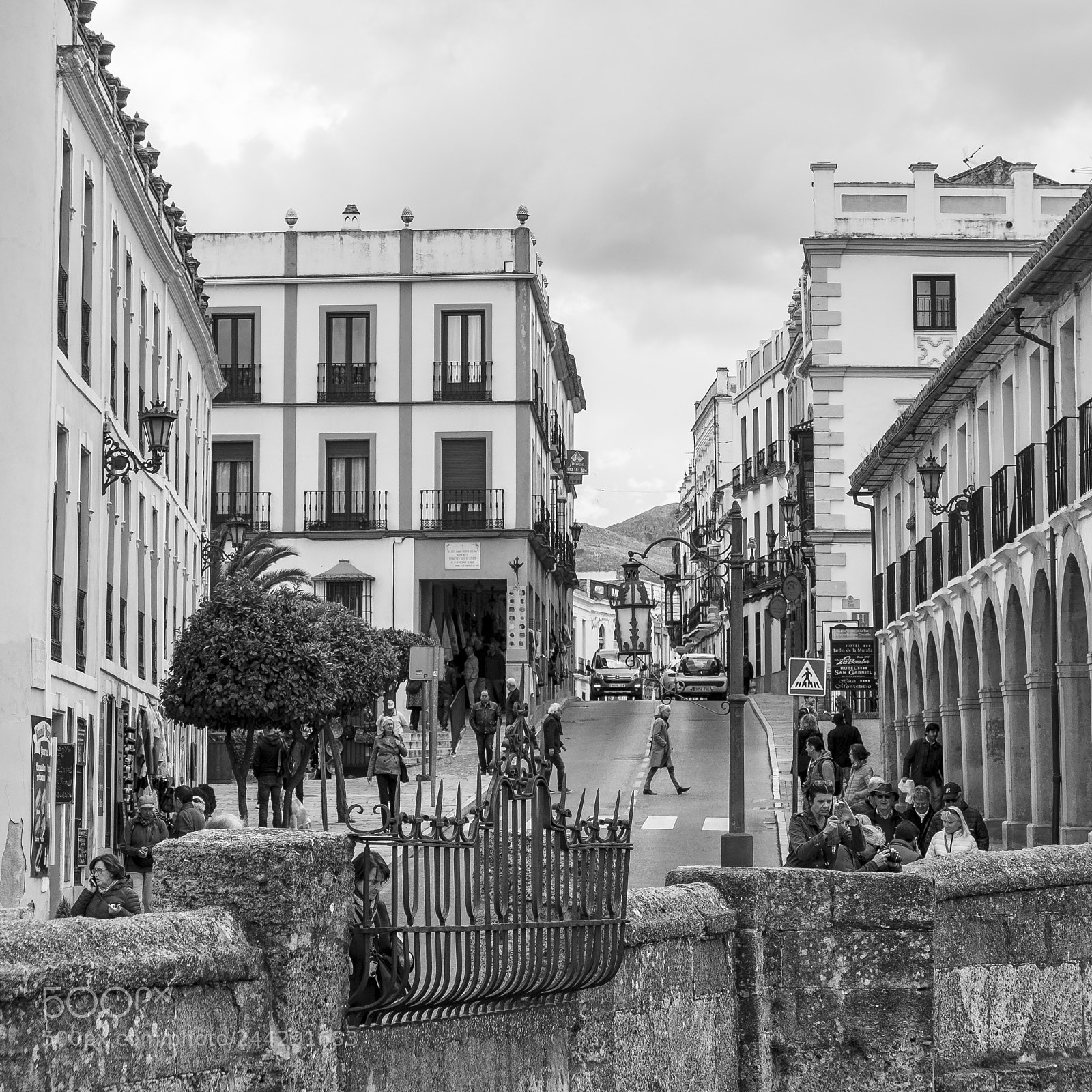 Fujifilm X-T1 sample photo. Straßenszene in ronda photography