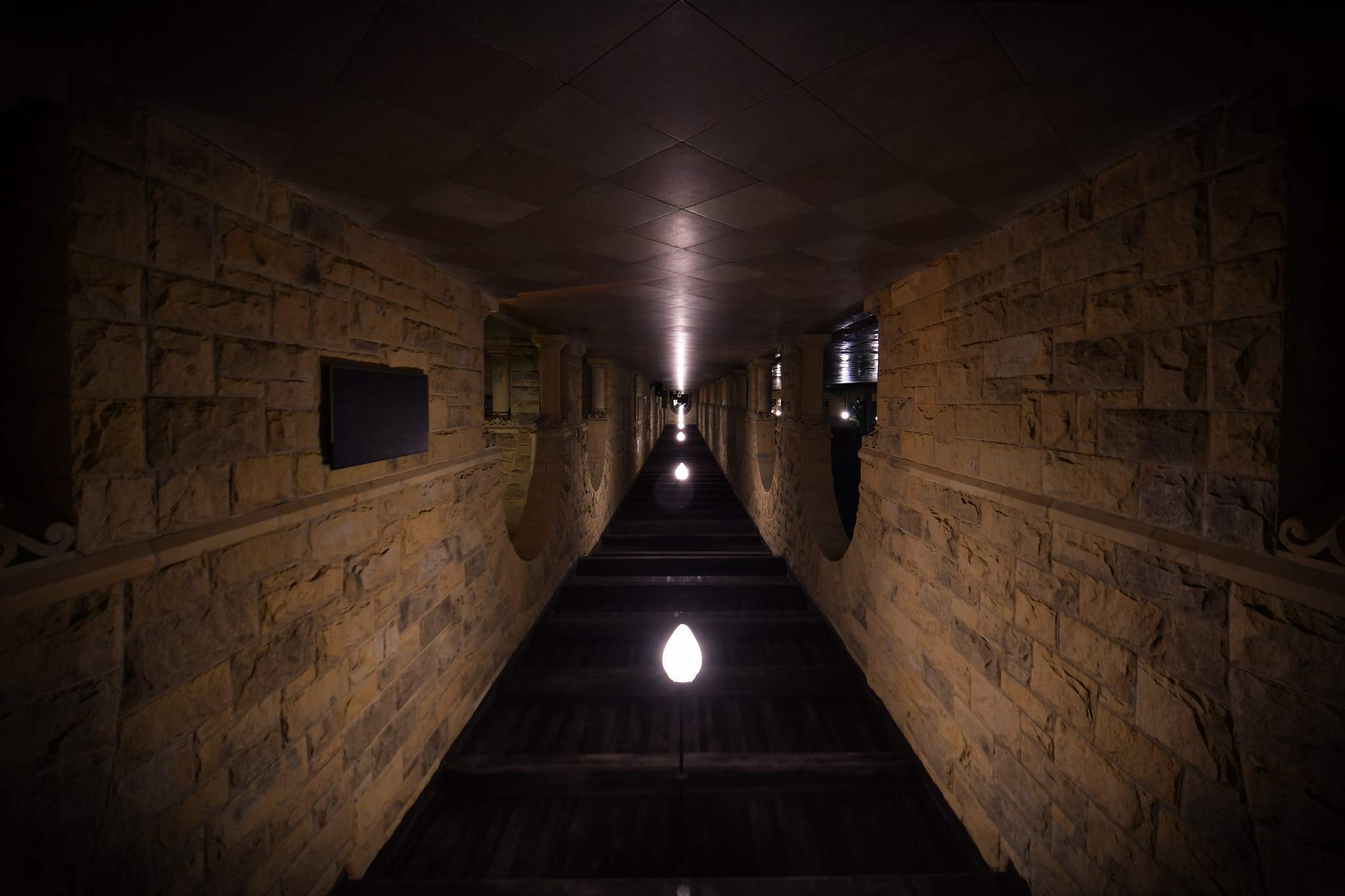 Sigma 8-16mm F4.5-5.6 DC HSM sample photo. Project ǝsɹǝʌǝɹ  no. 3 photography