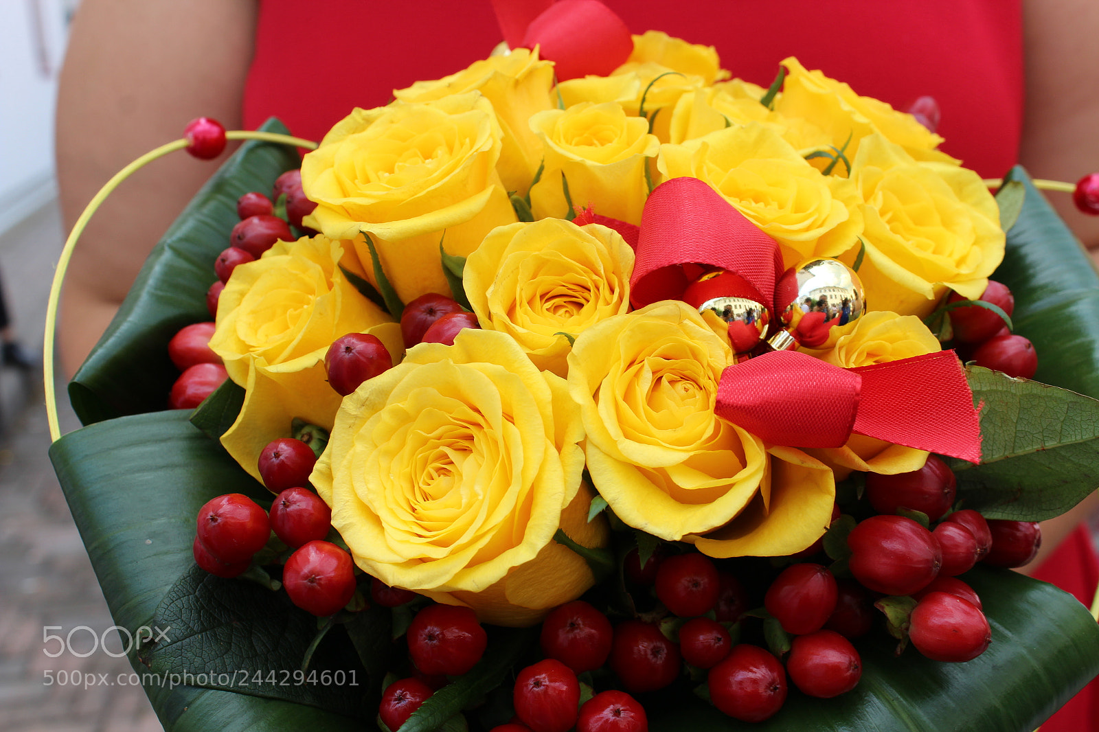 Canon EOS 1200D (EOS Rebel T5 / EOS Kiss X70 / EOS Hi) sample photo. Degree's bouquet photography