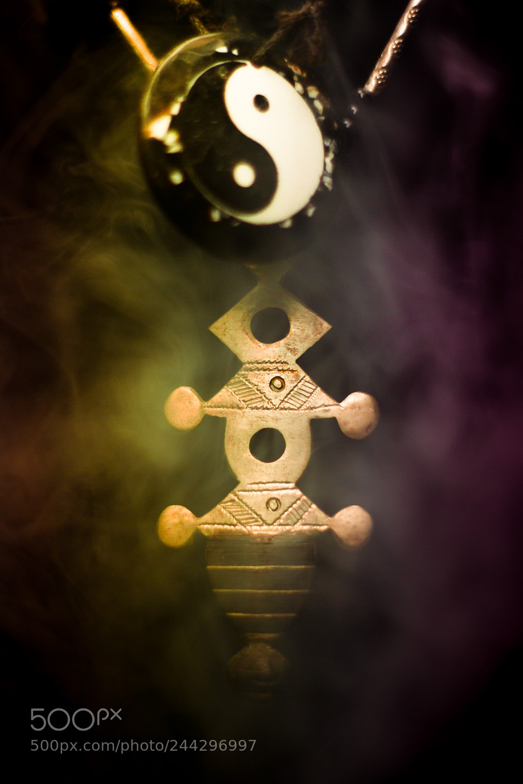Canon EOS 550D (EOS Rebel T2i / EOS Kiss X4) sample photo. Amulets photography